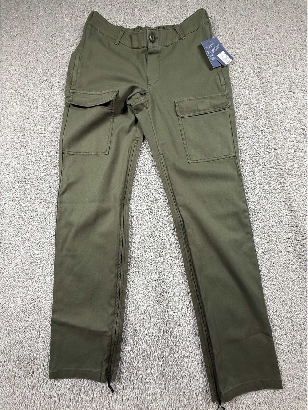 NWT Universal Thread Women’s Adaptative Utility Cargo Pants Size 8 Green $30
